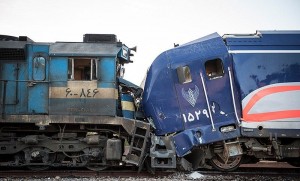 سانحه برخورد شدید قطار مسافربری با قطار باری