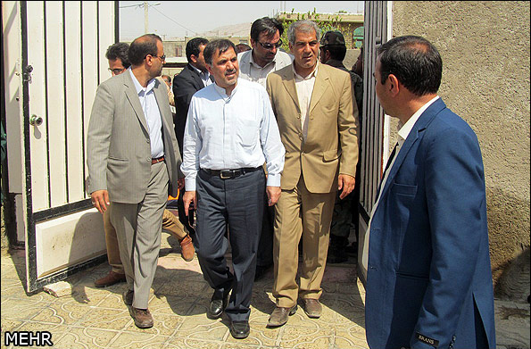 بازدید وزیر راه و شهرسازی از مناطق زلزله زده ایلام